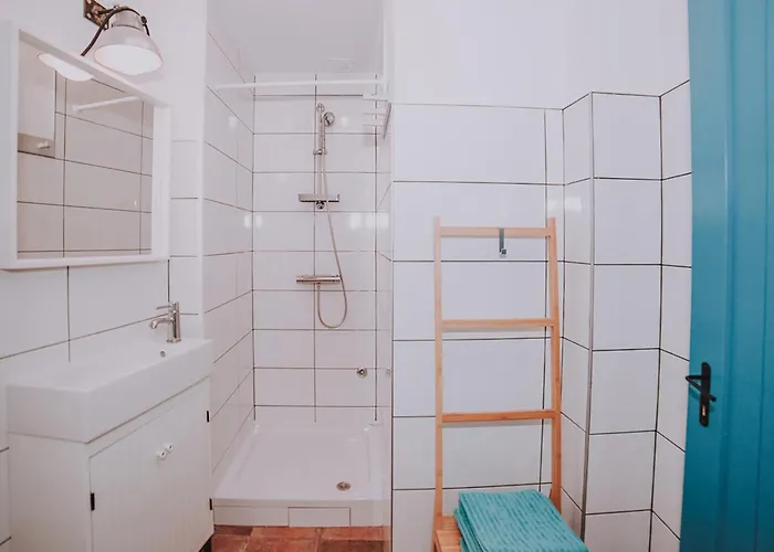 Stunning In With Kitchen